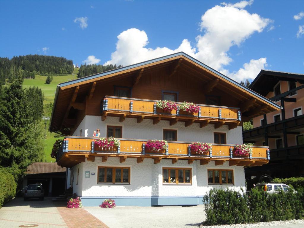 Haus Hoeller Kleinarl Exterior foto